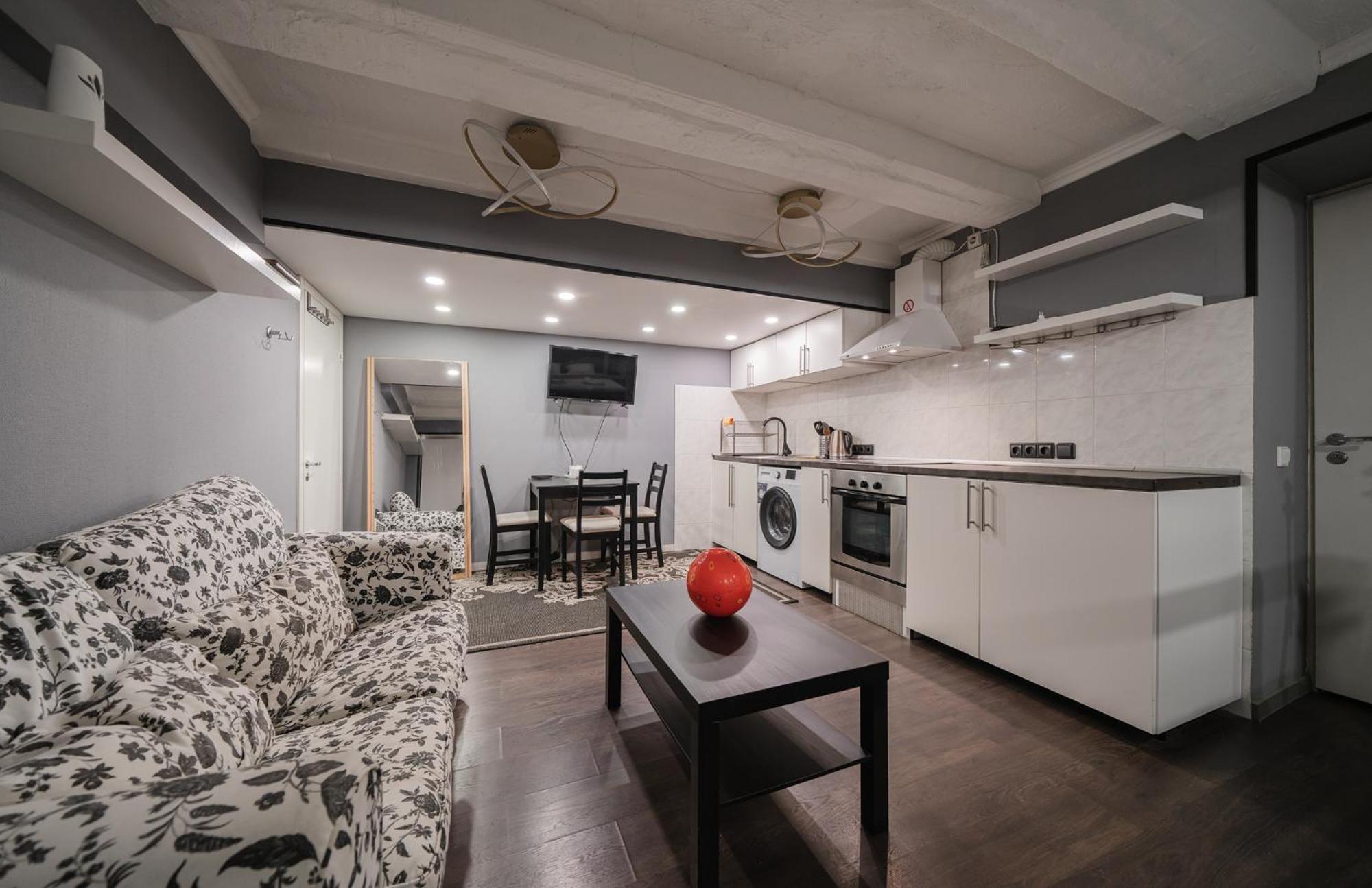 Islandijos Self Check-In Basement Apartments Vilnius Exterior photo